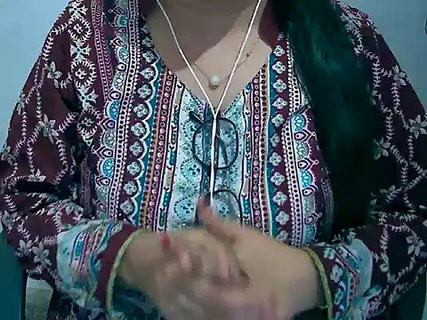 Cute Aliyaa online show from March 2026 10:20:01 AM