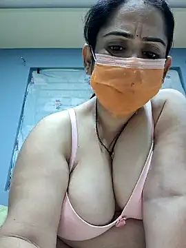 diyam4002 online show from February 2026 06:55:02 AM