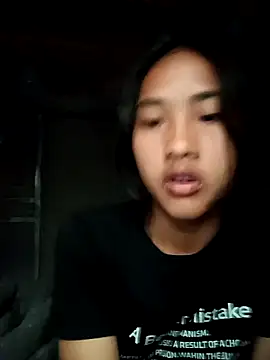 Snapshot of Hoa-tuylip chatting on March 2026 01:40:02 AM Hoa-tuylip online show from March 2026 01:40:02 AM