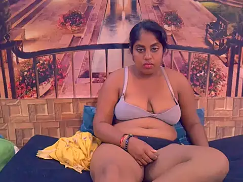 Snapshot of IndianDiva27 chatting on February 2026 06:22:01 AM IndianDiva27 online show from February 2026 06:22:01 AM