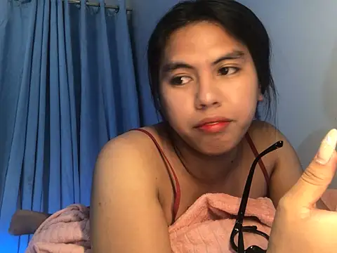 Snapshot of Seductive_Cockybella chatting on February 2026 04:10:01 AM Seductive Cockybella online show from February 2026 04:10:01 AM