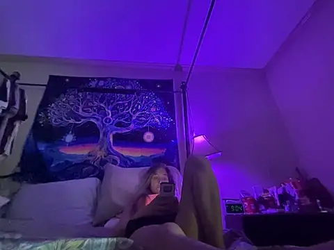 Sunflower0025 online show from June 2026 01:54:02 PM