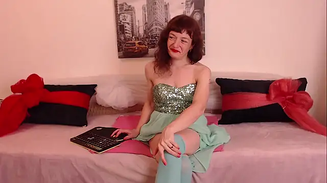 Snapshot of SabrinaBrows chatting on July 2026 03:03:02 PM SabrinaBrows online show from July 2026 03:03:02 PM