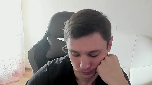 Alexmansuper online show from April 2026 09:14:02 AM