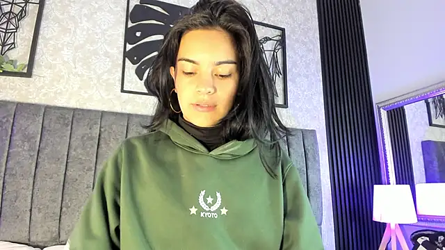 Snapshot of bliinkii_and_luka_ chatting on February 2026 01:18:01 PM bliinkii and luka online show from February 2026 01:18:01 PM