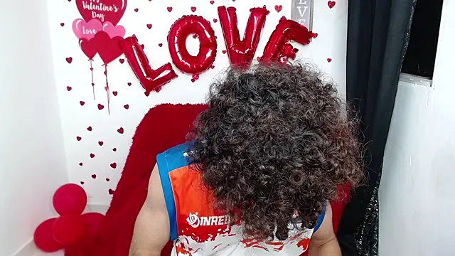 Snapshot of Caius_fox chatting on February 2026 11:06:02 AM Caius fox online show from February 2026 11:06:02 AM