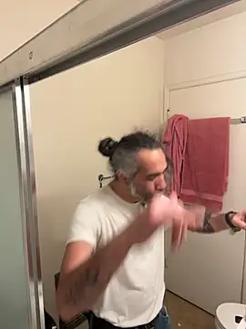 DaddyScorpio78 online show from February 2026 11:33:01 AM