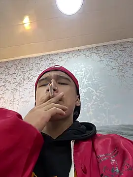 Snapshot of Dominik_Souza chatting on February 2026 12:32:02 PM Dominik Souza online show from February 2026 12:32:02 PM