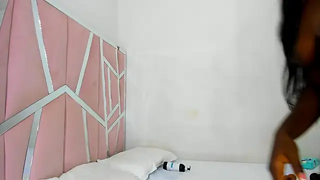 Snapshot of Dakkota_foxxx4 chatting on March 2026 05:09:02 AM Dakkota foxxx4 online show from March 2026 05:09:02 AM