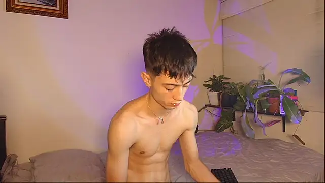 Snapshot of slowburnmystic chatting on February 2026 03:32:02 AM slowburnmystic online show from February 2026 03:32:02 AM