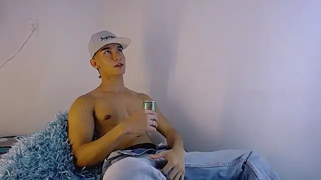 Snapshot of BabyAndy_ chatting on February 2026 06:06:01 PM BabyAndy online show from February 2026 06:06:01 PM