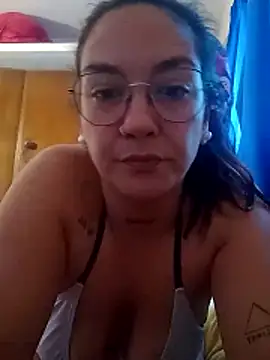 Snapshot of kuramaqueen chatting on February 2026 10:20:02 AM kuramaqueen online show from February 2026 10:20:02 AM