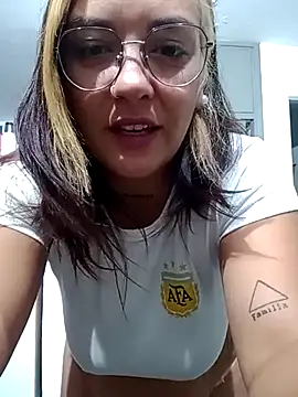 kuramaqueen online show from March 2026 07:11:02 AM