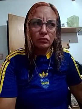 kuramaqueen online show from April 2026 03:24:01 AM