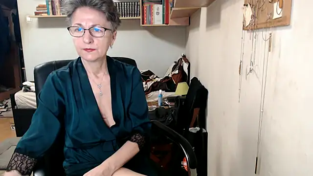 katemodel online show from October 2025 06:12:01 AM