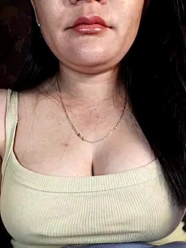 Snapshot of Reina_Fcup01 chatting on February 2026 12:51:02 AM Reina Fcup01 online show from February 2026 12:51:02 AM