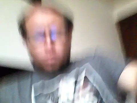 Ecuhot8976 online show from February 2026 11:19:02 PM