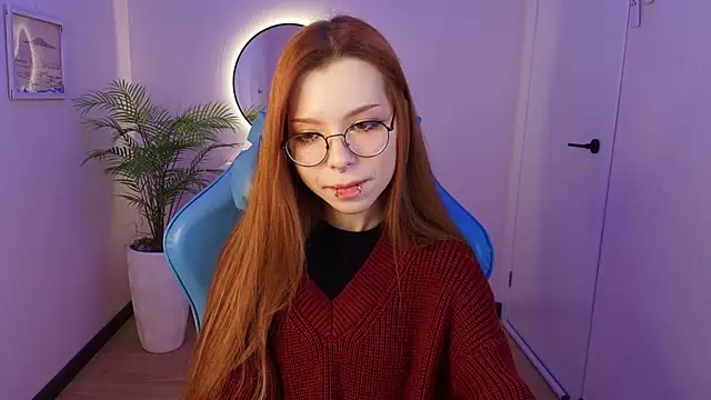 Snapshot of PinkAn8el chatting on February 2026 02:27:01 AM PinkAn8el online show from February 2026 02:27:01 AM