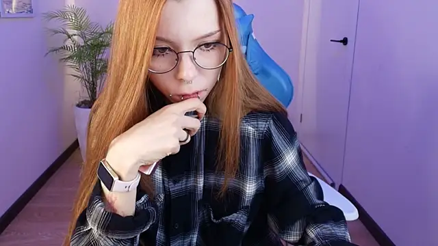 Snapshot of PinkAn8el chatting on February 2026 02:27:02 AM PinkAn8el online show from February 2026 02:27:02 AM