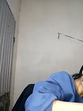 Daisy-lusia2026 online show from April 2026 02:45:01 PM