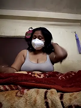 Snapshot of Curvy_Trisha chatting on February 2026 11:42:02 AM Curvy Trisha online show from February 2026 11:42:02 AM