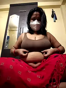 Snapshot of Curvy_Trisha chatting on February 2026 10:03:02 AM Curvy Trisha online show from February 2026 10:03:02 AM