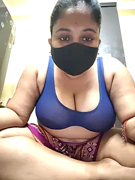 Curvy Trisha online show from March 2026 07:28:01 PM