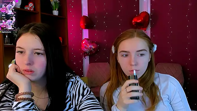 Snapshot of stella_flower chatting on February 2026 07:23:01 AM stella flower online show from February 2026 07:23:01 AM