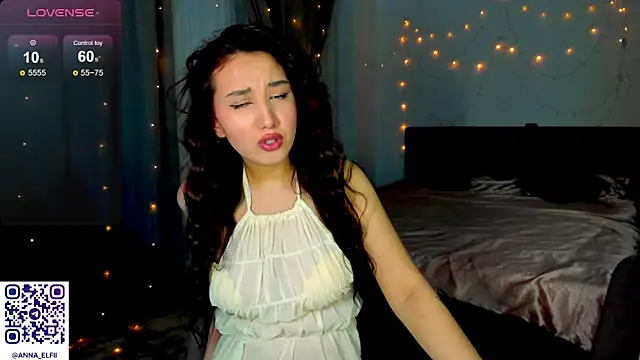 Anna Elfii online show from March 2026 05:52:01 PM