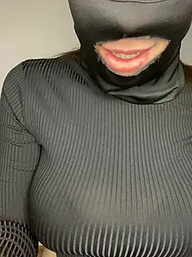 Snapshot of Mishelxxx2 chatting on February 2026 09:49:02 AM Mishelxxx2 online show from February 2026 09:49:02 AM