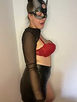 Snapshot of Mishelxxx2 chatting on July 2026 06:33:02 AM Mishelxxx2 online show from July 2026 06:33:02 AM