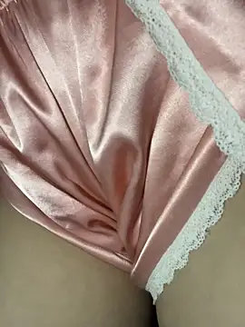 uyensexy online show from March 2026 08:19:01 AM