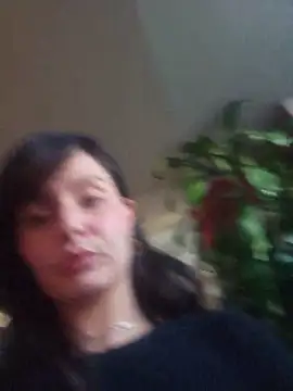 Snapshot of RoxanneRiddle69 chatting on June 2026 10:43:02 PM RoxanneRiddle69 online show from June 2026 10:43:02 PM