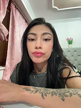 Bonny Eva online show from April 2026 01:43:02 AM