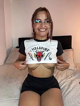  Victoria foxx  online show from February 2026 10:25:02 PM