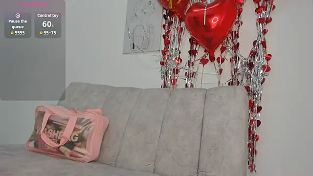 velvetluna  online show from March 2026 11:17:01 AM