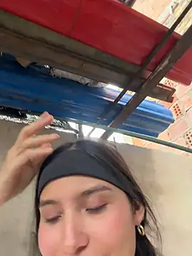 velvetluna  online show from May 2026 03:32:01 PM