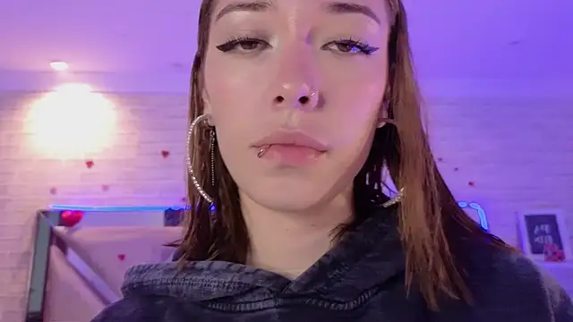 HarperrWest online show from April 2026 08:02:02 PM