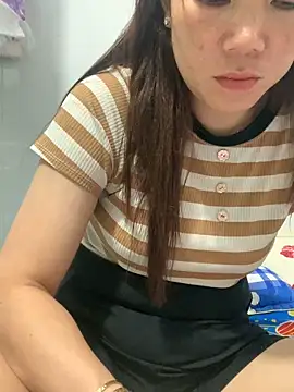 Snapshot of Baby-lovely69 chatting on April 2026 12:02:01 PM Baby-lovely69 online show from April 2026 12:02:01 PM