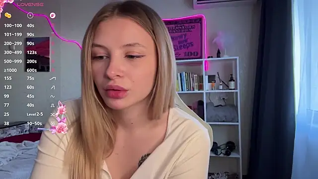 VibeVi online show from April 2026 01:03:02 PM