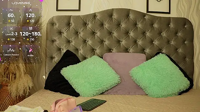 katt eyes  online show from February 2026 01:21:01 PM