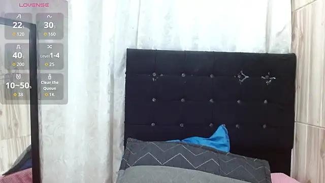 Snapshot of Camil4_milf_1 chatting on February 2026 07:05:01 AM Camil4 milf 1 online show from February 2026 07:05:01 AM