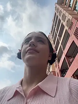 MiaTee online show from March 2026 02:05:02 AM