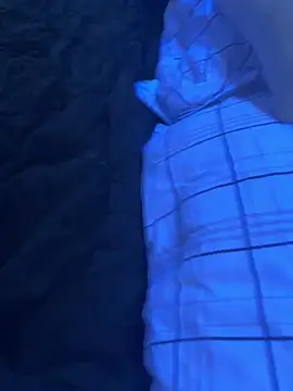 mileslongdeep online show from February 2026 06:37:01 AM