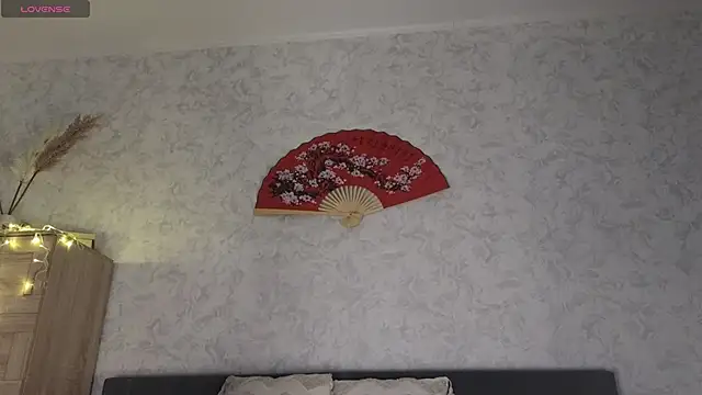 Snapshot of saya_li11 chatting on February 2026 05:57:02 AM saya li11 online show from February 2026 05:57:02 AM