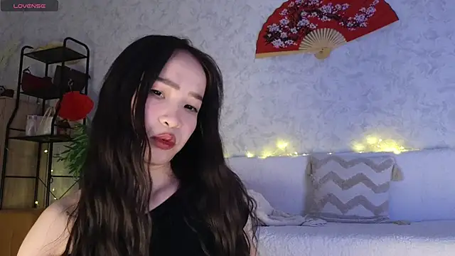 Snapshot of saya_li11 chatting on February 2026 04:14:01 PM saya li11 online show from February 2026 04:14:01 PM