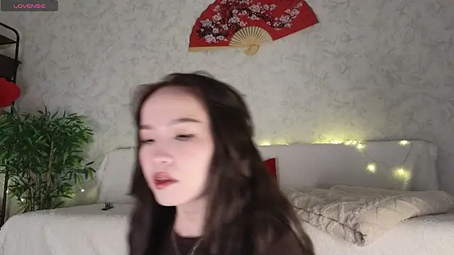 Snapshot of saya_li11 chatting on March 2026 05:42:01 PM saya li11 online show from March 2026 05:42:01 PM