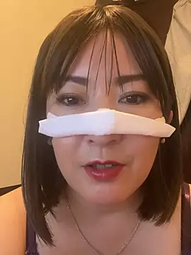 Mitsuco surflady online show from April 2026 12:21:02 PM