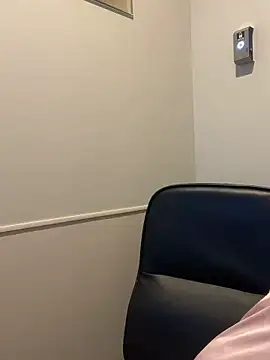 Mitsuco surflady online show from April 2026 05:17:01 PM