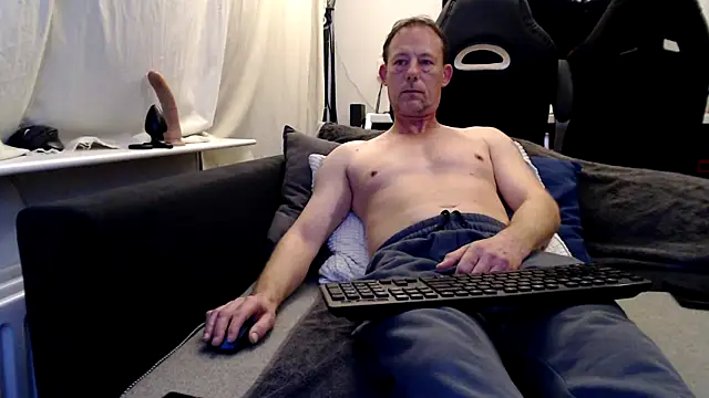 Sexy Ass Mike online show from March 2026 11:20:01 PM
